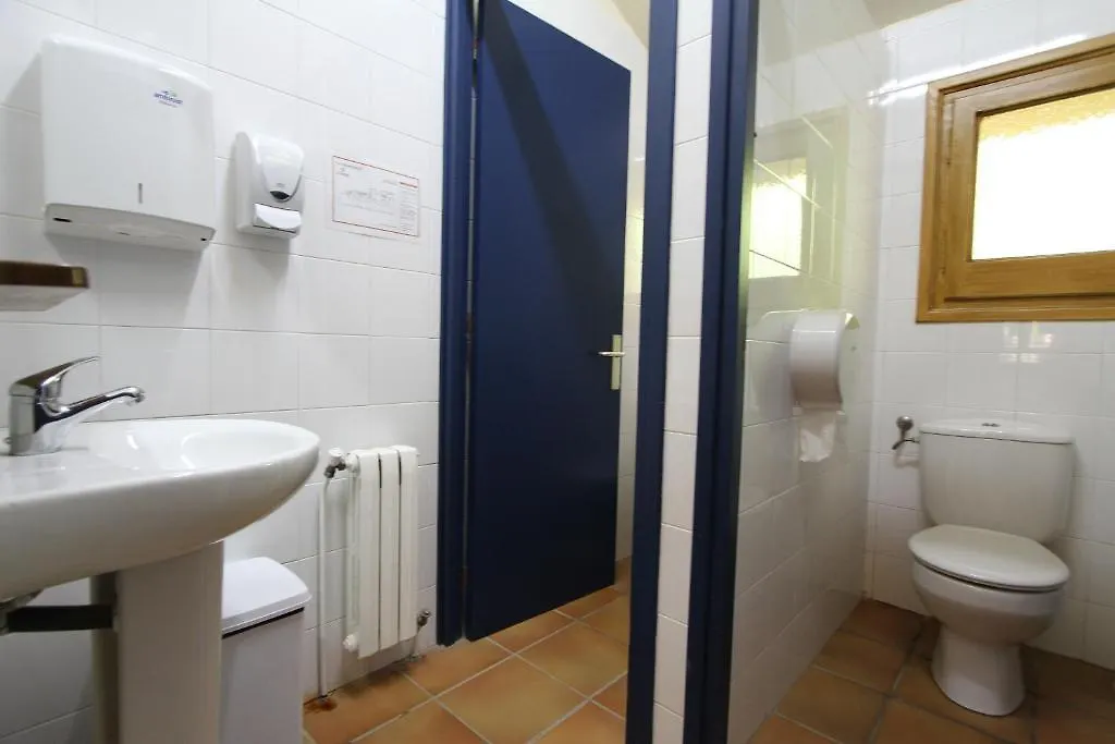 Alberg Roques Blanques Ribes De Freser Hostel