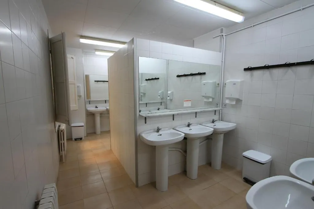 Hostel Alberg Roques Blanques Ribes De Freser